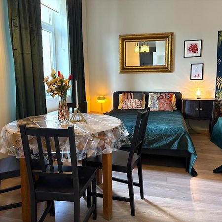 Yoonik Apartments Краков Экстерьер фото