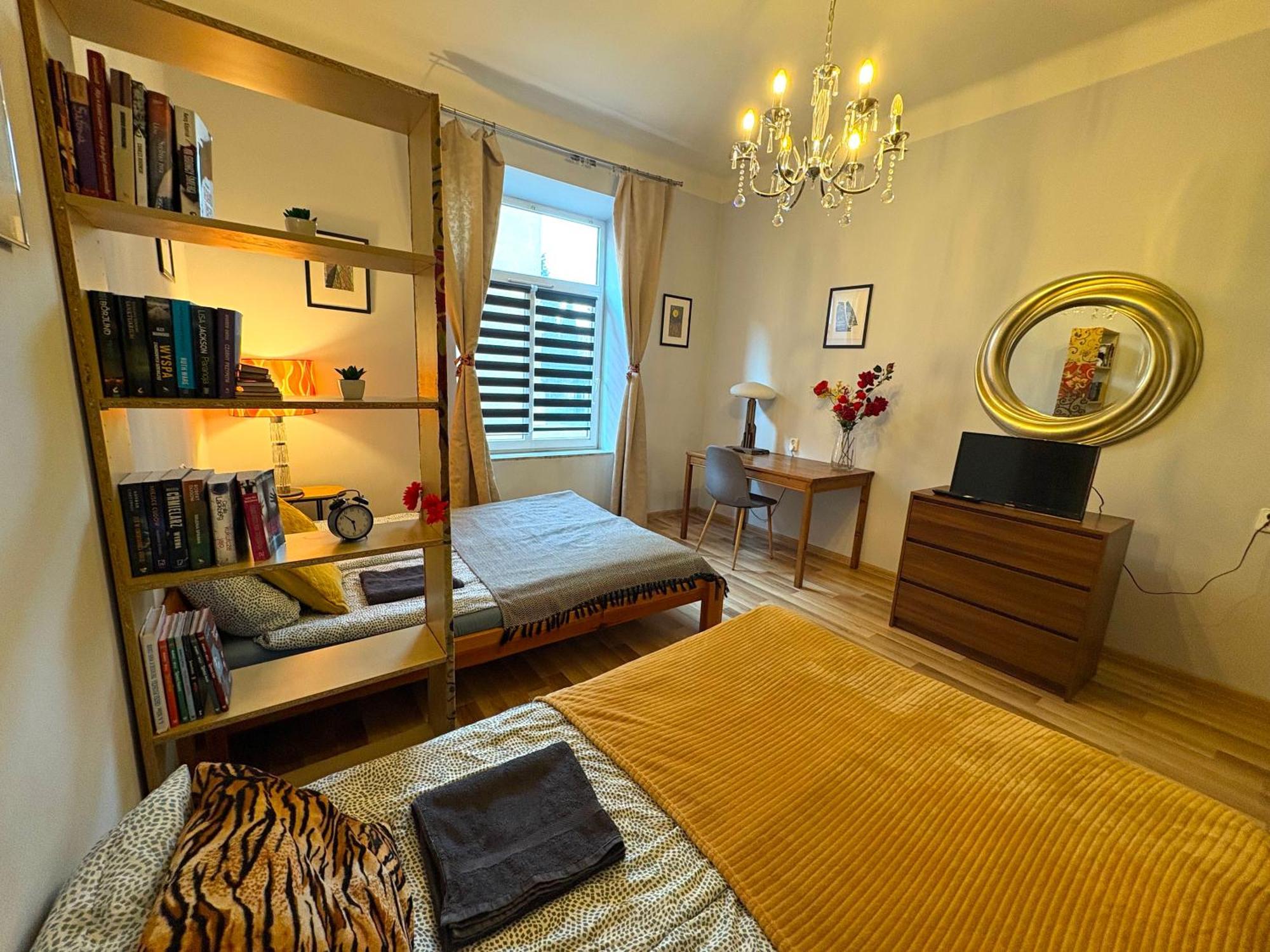 Yoonik Apartments Краков Экстерьер фото